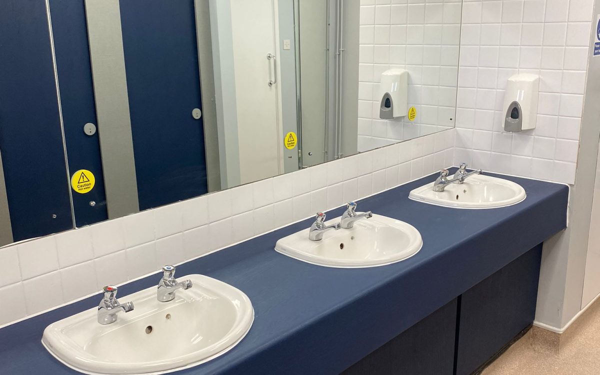 fusion_surfaces_bathroom